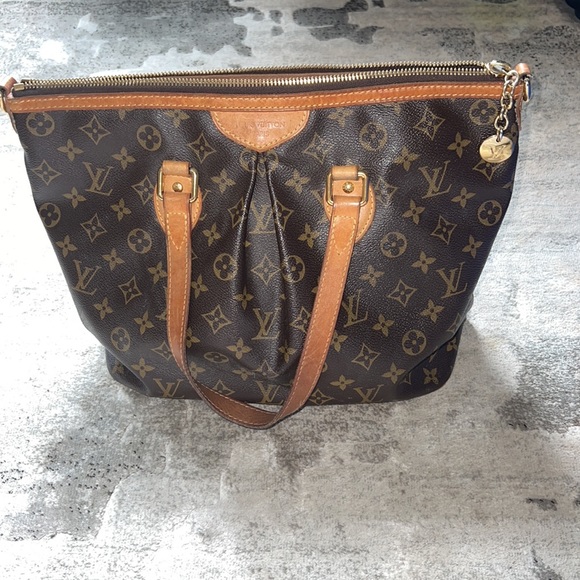 LOUIS VUITTONBrown Canvas Louis Vuitton Palermo - Picture 2 of 9